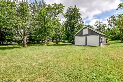 339 E Sprague Rd, Seven Hills, OH 44131 photo 7