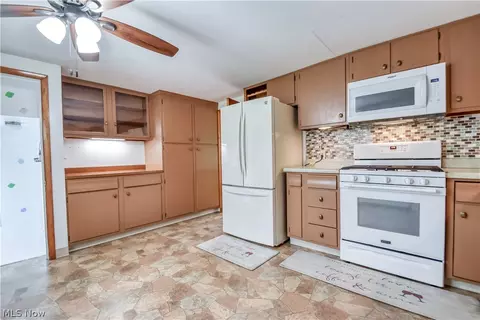 339 E Sprague Rd, Seven Hills, OH 44131 photo 21