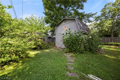 231 Sunset Dr, Berea, OH 44017 photo 37