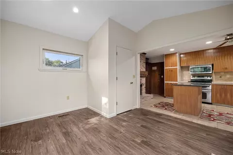 231 Sunset Dr, Berea, OH 44017 photo 24