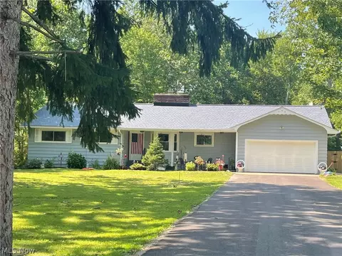 10857 Tanglewood Trl, Concord Twp, OH 44077