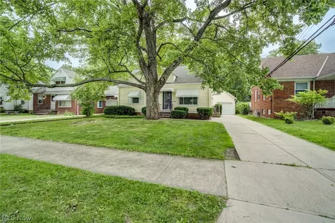 1343 Victory Dr, South Euclid, OH 44121