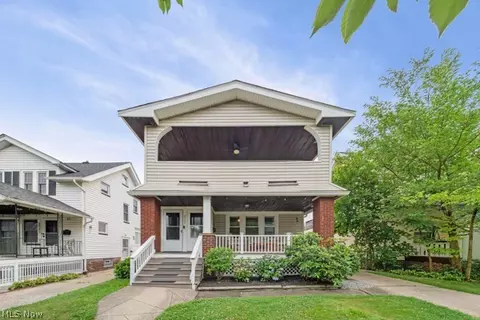 2067 Wascana Ave, Lakewood, OH 44107