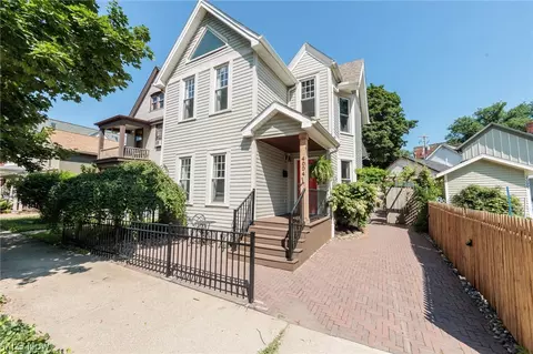 4004 John Ave, Cleveland, OH 44113