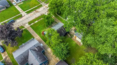 280 Kempton Dr, Berea, OH 44017 photo 31