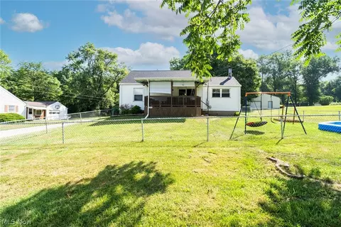 1055 Ohltown Rd, Youngstown, OH 44515