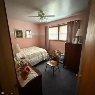 Bedroom - 346 Oneida Ave NW, Canton, OH 44708 photo 2 of 4
