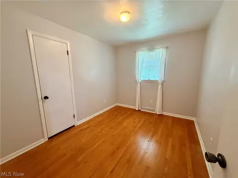 Bedroom - 6230 Foxridge Dr, Boardman, OH 44512 photo 5 of 5