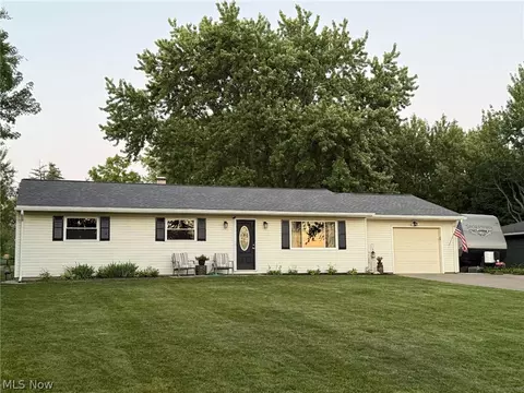 9304 June Dr, Streetsboro, OH 44241