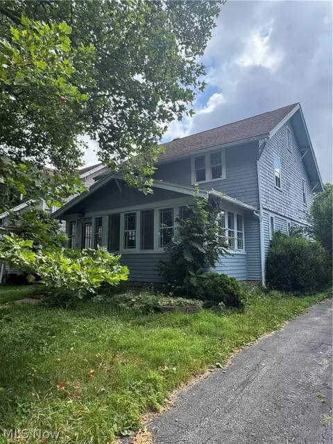 4230 Valleyview Blvd, Ashtabula, OH 44004 photo 2