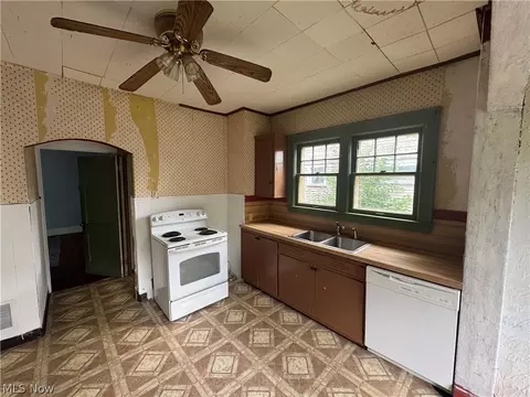 4230 Valleyview Blvd, Ashtabula, OH 44004 photo 12