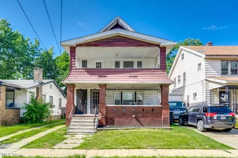 15711 Grovewood Ave, Cleveland, OH 44110