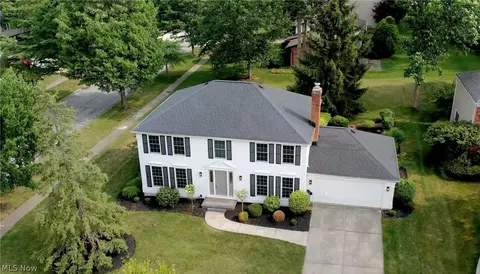 16531 Timberline Dr, Strongsville, OH 44136