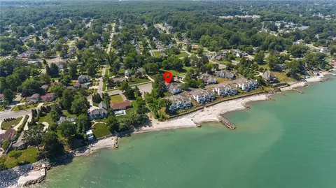 3771 E Lake Rd, Sheffield Lake, OH 44054