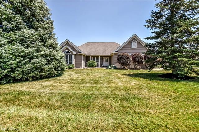 128 Stacey Ct, Madison, OH 44057
