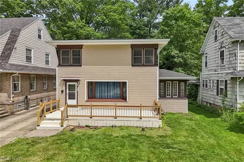 875 Hereford Dr, Akron, OH 44303