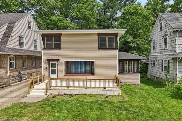 875 Hereford Dr, Akron, OH 44303