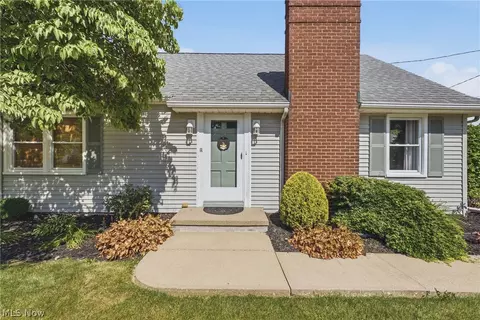 Exterior - 214 Grandview Ave NW, Canton, OH 44708 photo 2 of 8