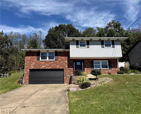 47 East St, New Cumberland, WV 26047