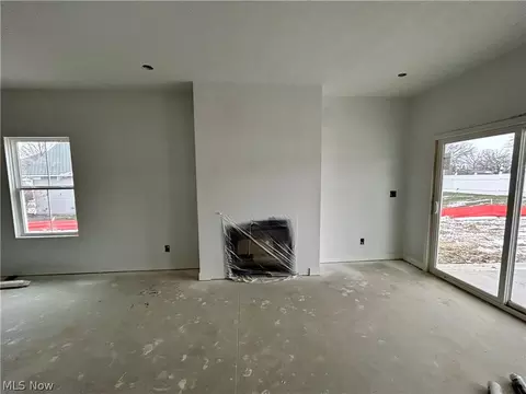 5079 Shepherds Gln, Willoughby, OH 44094 photo 6