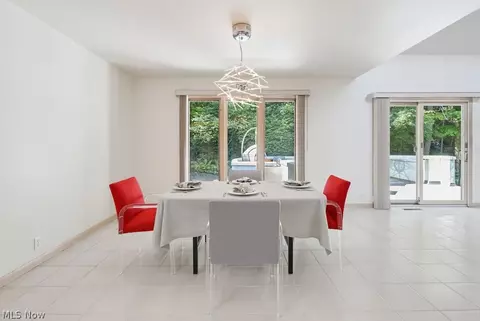 Dining - 2596 Dodd Rd, Willoughby Hills, OH 44094 photo 1 of 3