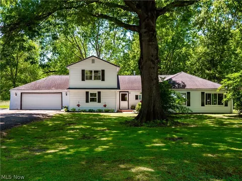 26243 Folley Rd, Columbia Station, OH 44028