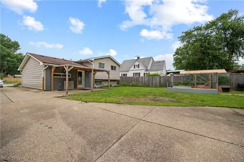 747 Abbe Rd N, Elyria, OH 44035 photo 34