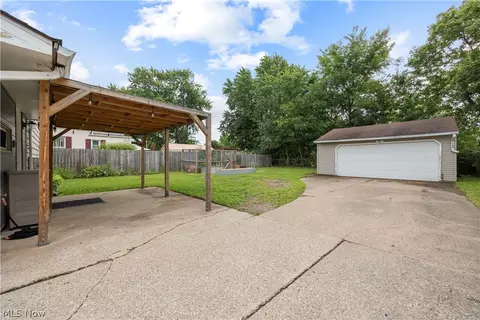 747 Abbe Rd N, Elyria, OH 44035 photo 31