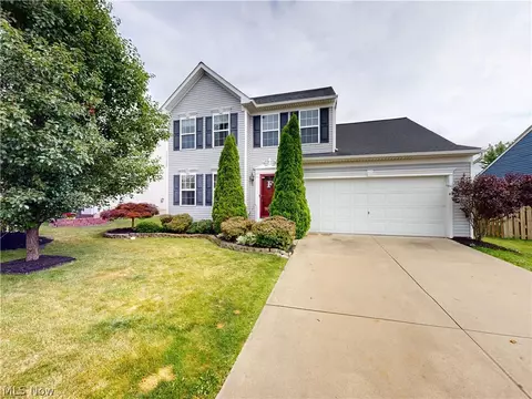 231 S Settlers Ln, Painesville, OH 44077