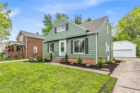 4380 Prasse Rd, South Euclid, OH 44121