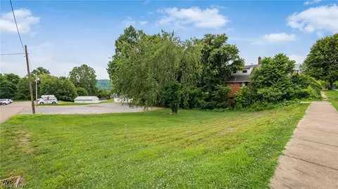 930 Gaston Ave, Cambridge, OH 43725