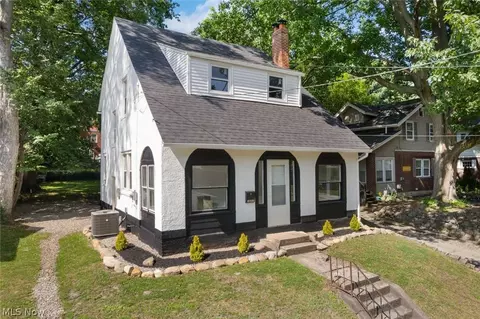 1649 Preston Ave, Akron, OH 44305