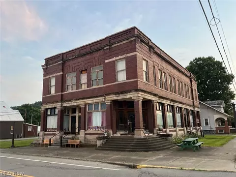 180 Broadway St, Quaker City, OH 43773