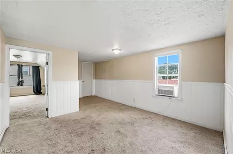 107 Renee Dr, Struthers, OH 44471 photo 17