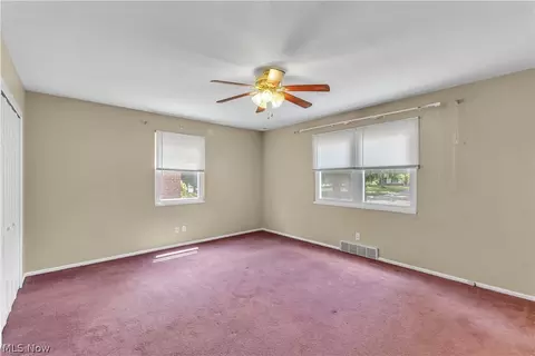 Bedroom - 6489 Solon Blvd, Solon, OH 44139 photo 3 of 9
