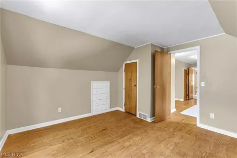 Bedroom - 6489 Solon Blvd, Solon, OH 44139 photo 4 of 9