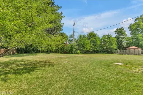 Exterior - 6489 Solon Blvd, Solon, OH 44139 photo 6 of 6