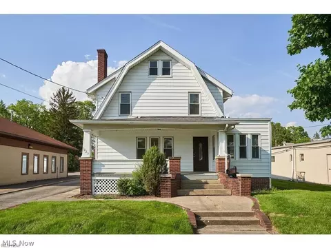 1023 Portage Trl, Cuyahoga Falls, OH 44221