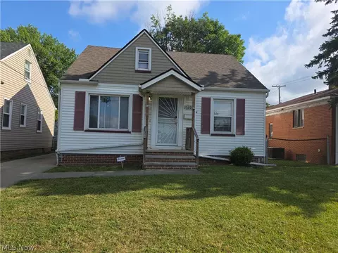 15205 Harvard Ave, Cleveland, OH 44128
