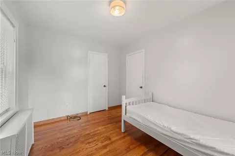 Bedroom - 2124 E 28th St, Lorain, OH 44055 photo 7 of 9