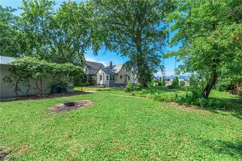 Exterior - 2124 E 28th St, Lorain, OH 44055 photo 11 of 15