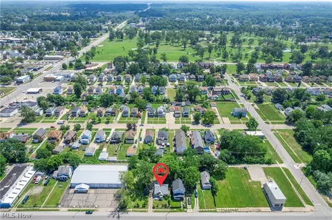 View/Area - 2124 E 28th St, Lorain, OH 44055 photo 3 of 4