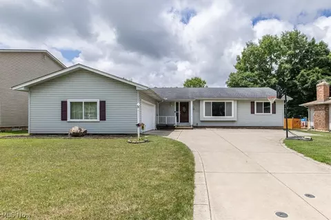 6966 Anthony Ln, Parma Heights, OH 44130