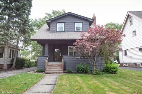 2187 Arthur Ave, Lakewood, OH 44107