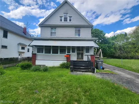 160 W Laclede Ave, Youngstown, OH 44507