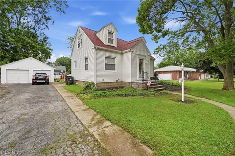 369 E 46th St, Lorain, OH 44052 photo 29