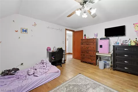 369 E 46th St, Lorain, OH 44052 photo 21
