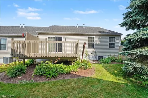 3196 Mariners Island Dr NW, Canton, OH 44708 photo 18