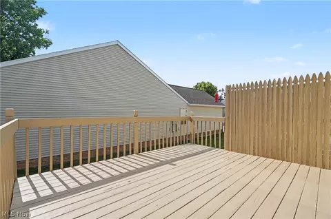3196 Mariners Island Dr NW, Canton, OH 44708 photo 20
