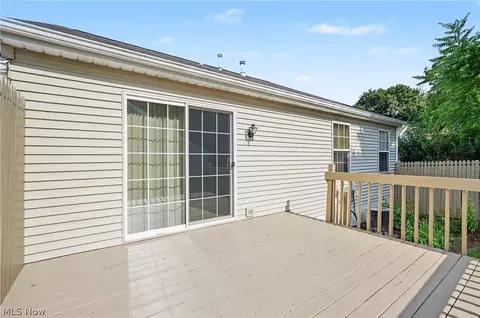 3196 Mariners Island Dr NW, Canton, OH 44708 photo 19